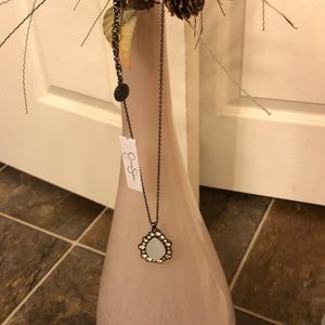 Jessica Simpson Necklace with stones!